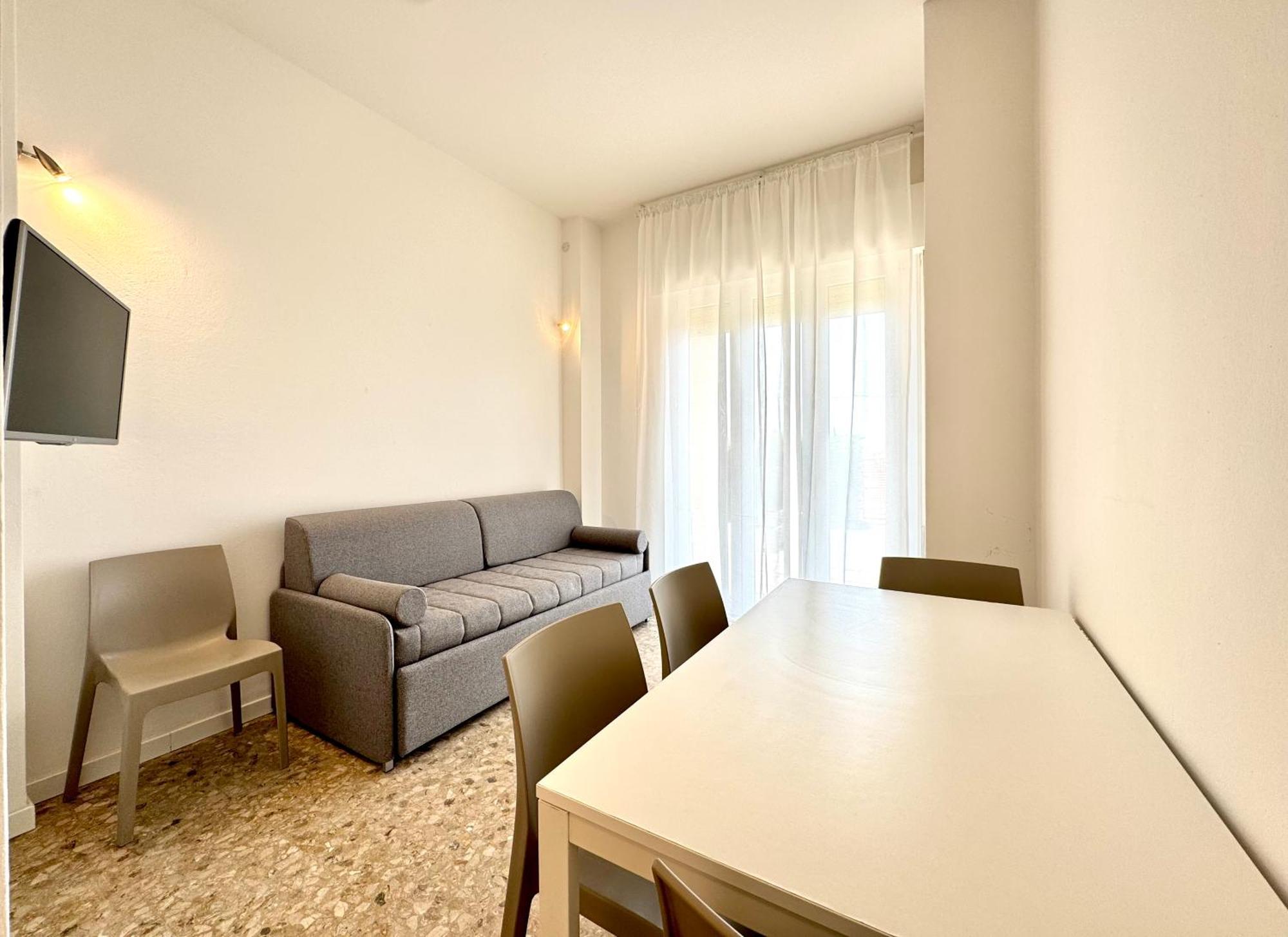 Fronte Mare-carraro Immobiliare - Family *