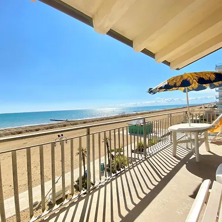 Villa Fronte Mare-Carraro Immobiliare Jesolo - Family Apartments Exterior photo