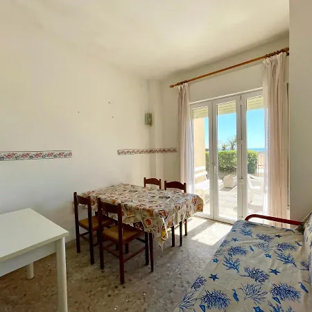 Villa Fronte Mare-Carraro Immobiliare Jesolo - Family Apartments Exterior photo