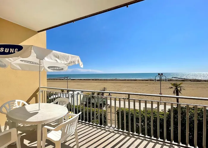 Villa Fronte Mare-Carraro Immobiliare Jesolo - Family Apartments