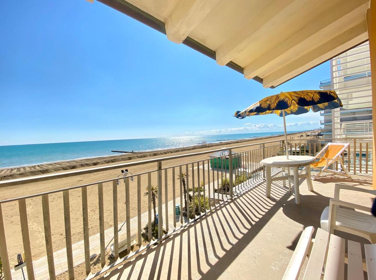 Apartment Fronte Mare-carraro Immobiliare - Family