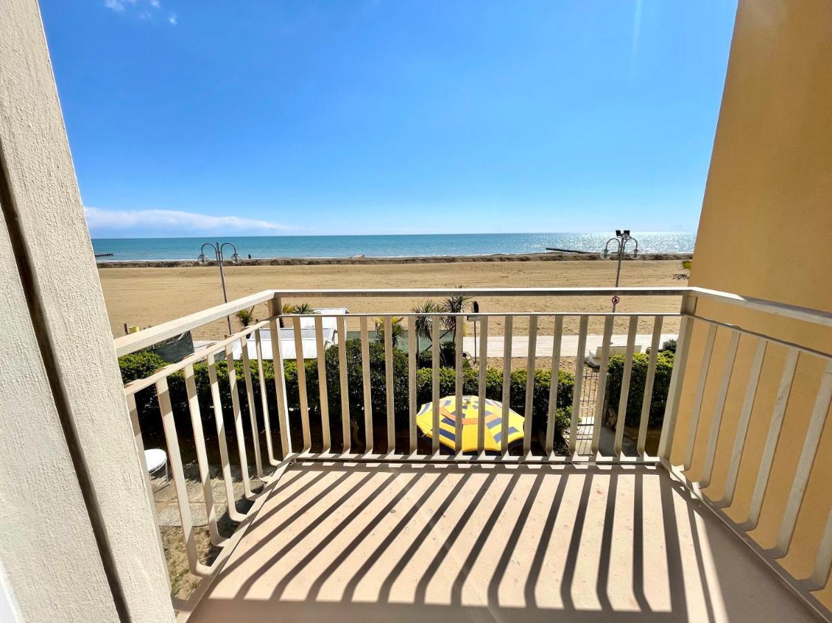 Apartment Fronte Mare-carraro Immobiliare - Family