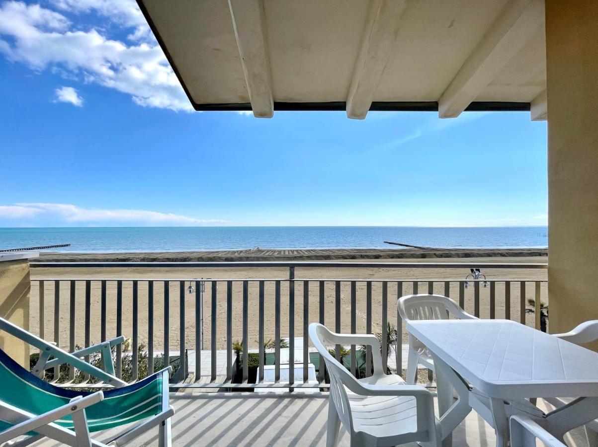Apartment Fronte Mare-carraro Immobiliare - Family
